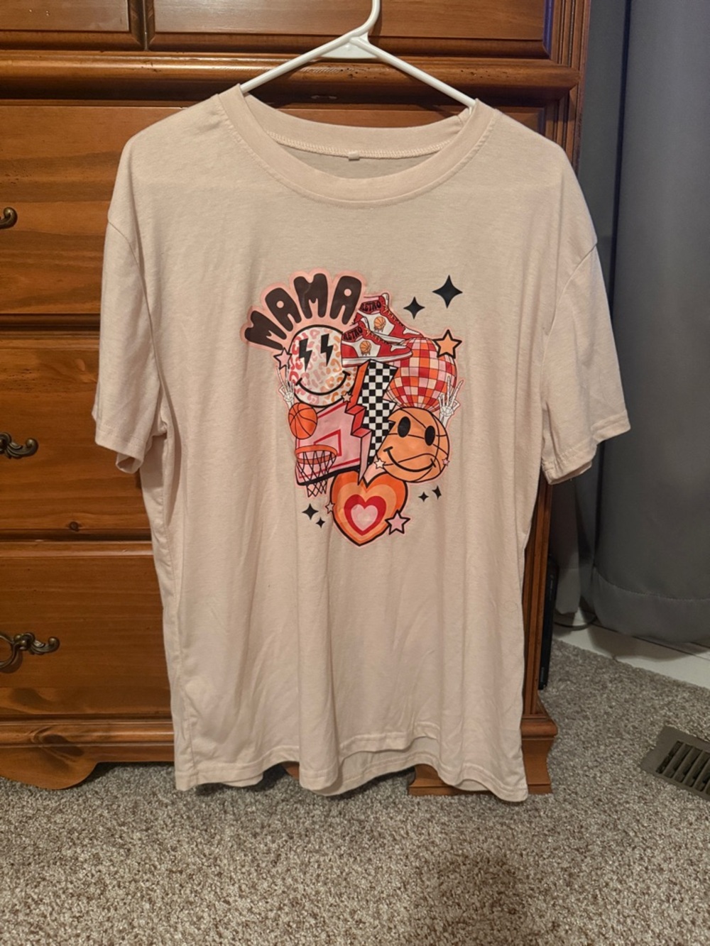 Graphic 'Mama' Tee